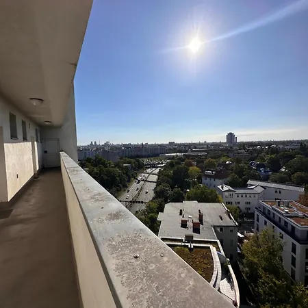 Ku'damm Apartment *